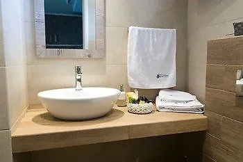 Aqua Mare Hotel Nea Kallikrateia 2*,